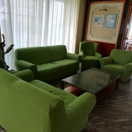 Hotel Boston Alba Adriatica Exterior photo